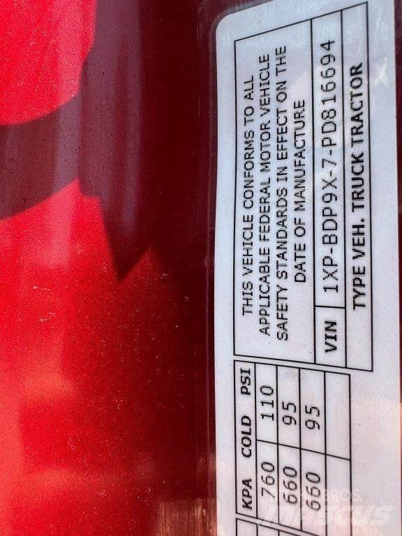 Peterbilt 579 Tractor Units