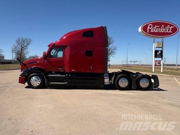 Peterbilt 579 Tractor Units