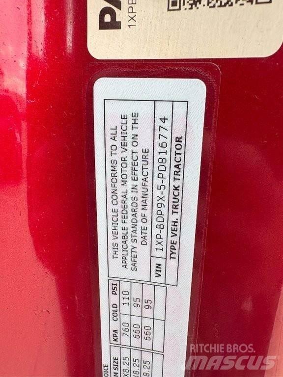 Peterbilt 579 Tractor Units