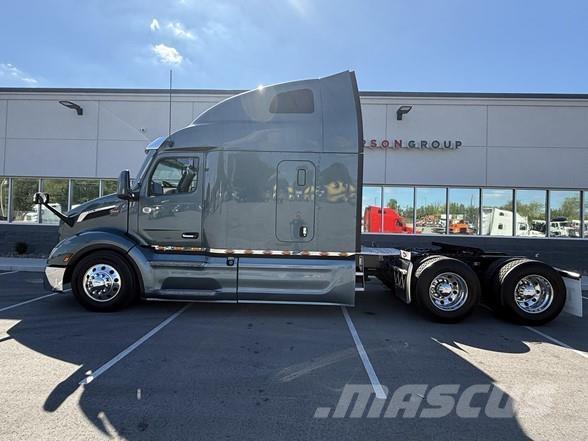 Peterbilt 579 Tractor Units