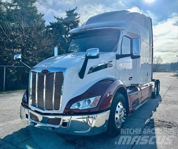 Peterbilt 579 Tractor Units