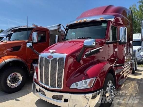 Peterbilt 579 Tractor Units