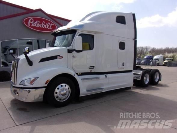 Peterbilt 579 Tractor Units