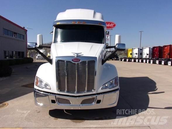 Peterbilt 579 Tractor Units