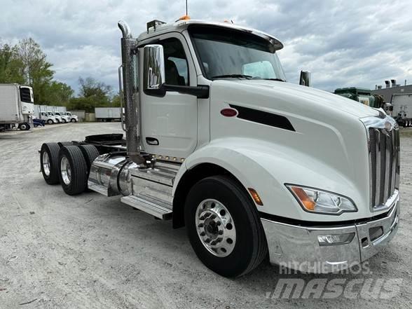 Peterbilt 579 Tractor Units