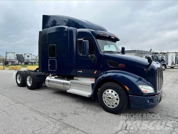 Peterbilt 579 Tractor Units