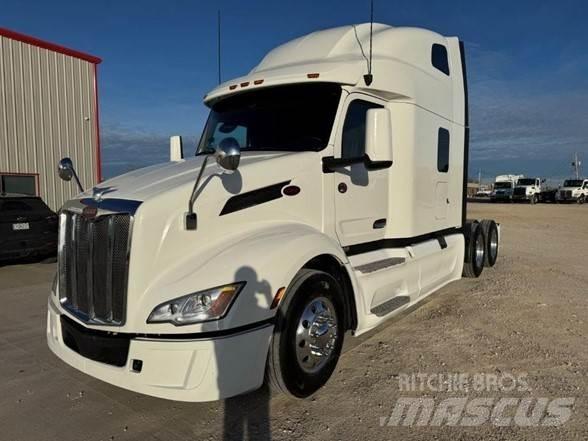 Peterbilt 579 Tractor Units