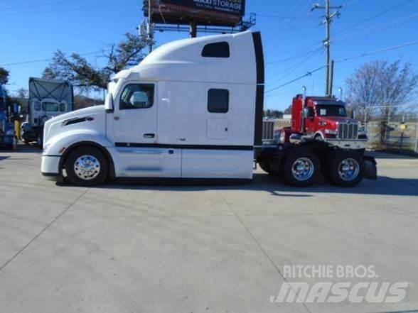 Peterbilt 579 Tractor Units