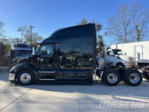 Peterbilt 579 Tractor Units