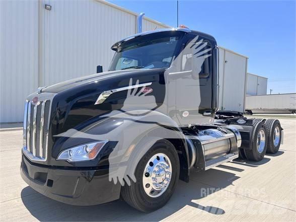 Peterbilt 579 Tractor Units