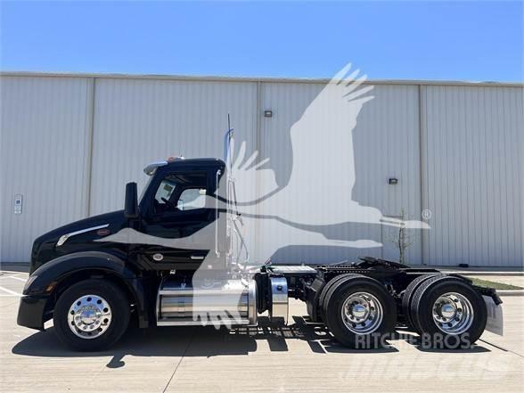 Peterbilt 579 Tractor Units