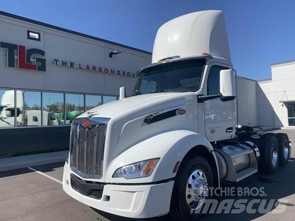 Peterbilt 579 Tractor Units