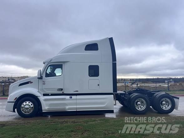 Peterbilt 579 Tractor Units