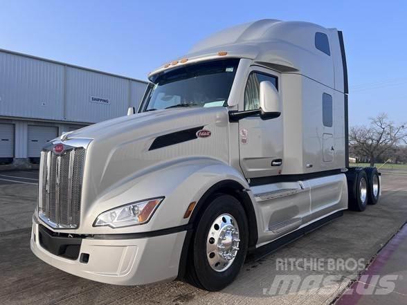 Peterbilt 579 Tractor Units