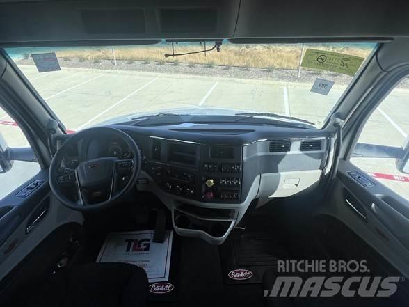 Peterbilt 579 Tractor Units