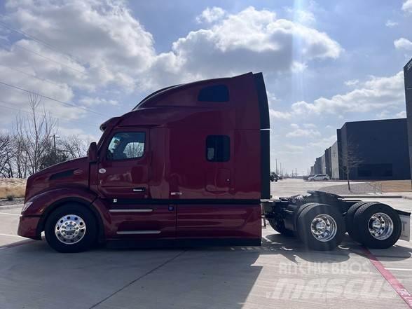 Peterbilt 579 Tractor Units
