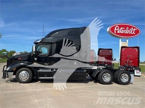 Peterbilt 579 Tractor Units