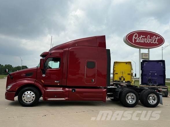 Peterbilt 579 Tractor Units