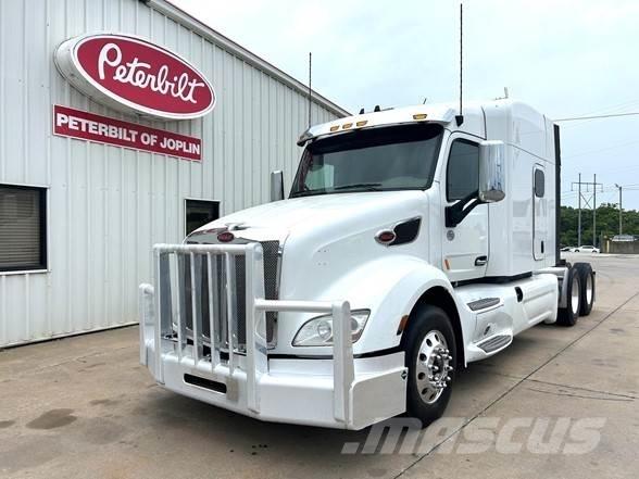 Peterbilt 579 Tractor Units