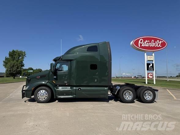 Peterbilt 579 Tractor Units