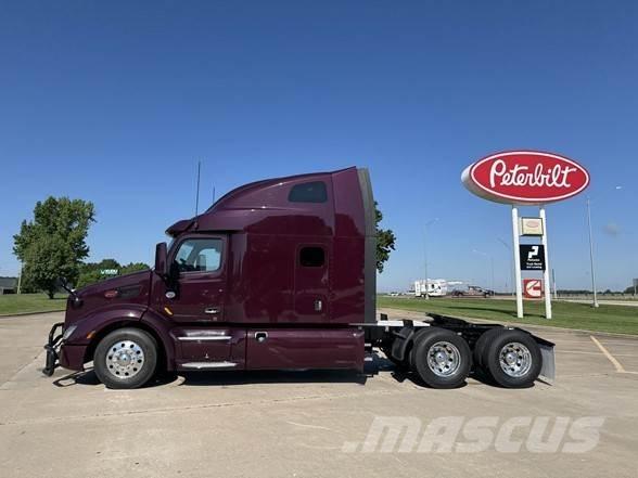 Peterbilt 579 Tractor Units