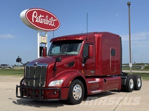 Peterbilt 579 Tractor Units