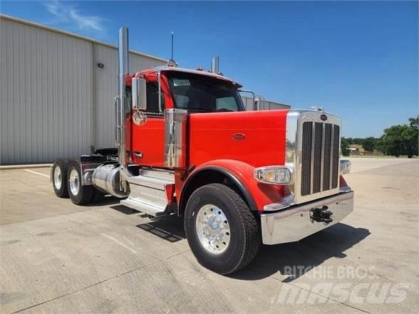 Peterbilt 589 Tractor Units