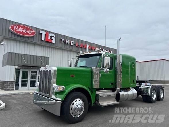 Peterbilt 589 Tractor Units