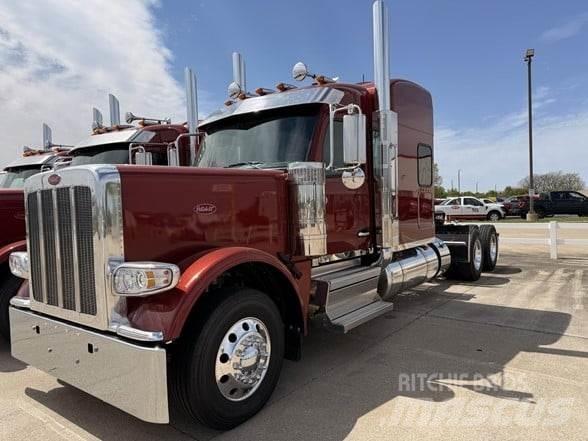 Peterbilt 589 Tractor Units