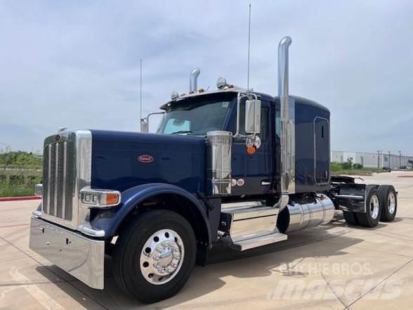 Peterbilt 589 Tractor Units