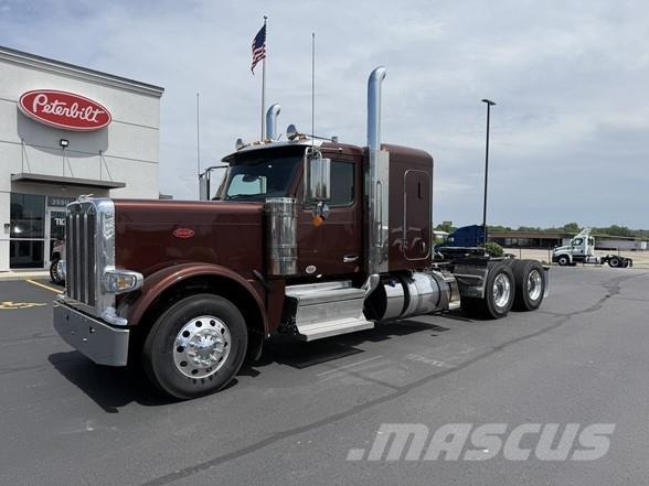 Peterbilt 589 Tractor Units