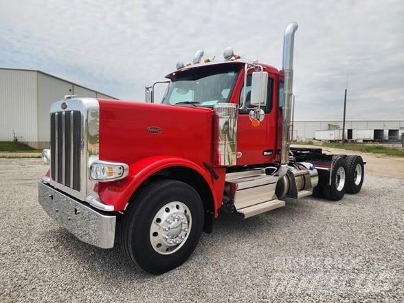 Peterbilt 589 Tractor Units