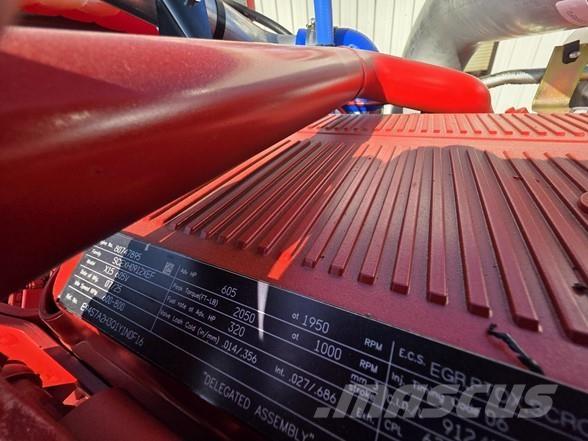 Peterbilt 589 Tractor Units