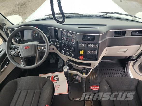 Peterbilt 589 Tractor Units