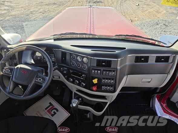 Peterbilt 589 Tractor Units