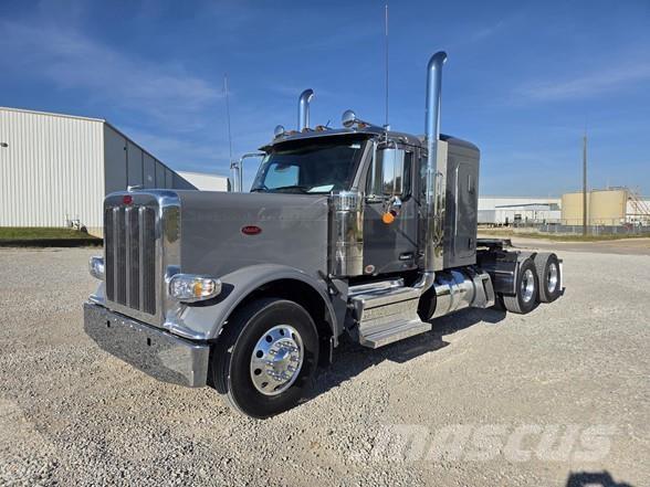 Peterbilt 589 Tractor Units