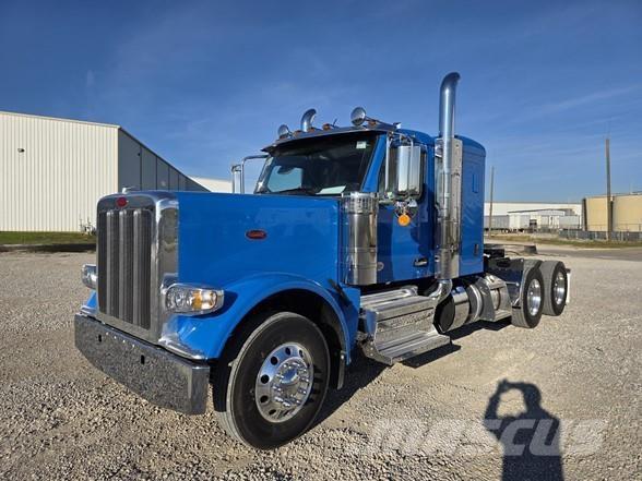 Peterbilt 589 Tractor Units
