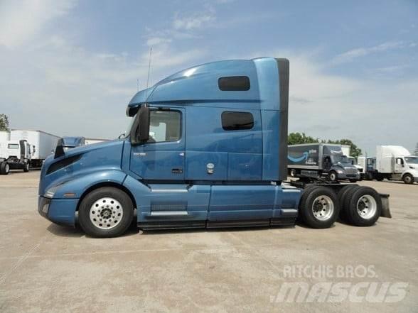 Volvo VNL64T760 Tractor Units