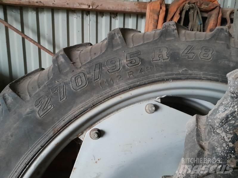  - - -  270/95R48 Tyres, wheels and rims
