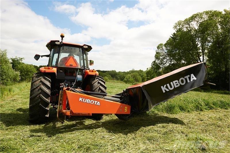 Kubota DM2032 Swathers