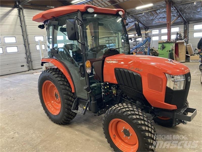 Kubota L2-452 Compact tractors