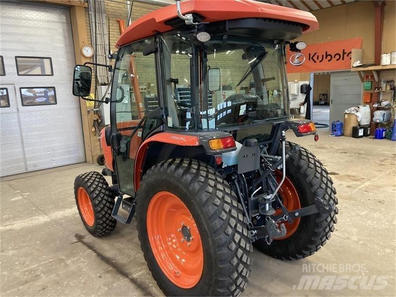 Kubota L2-452 Compact tractors