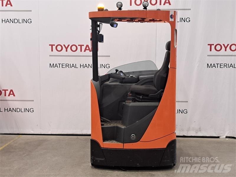 BT RRE200E Reach trucks