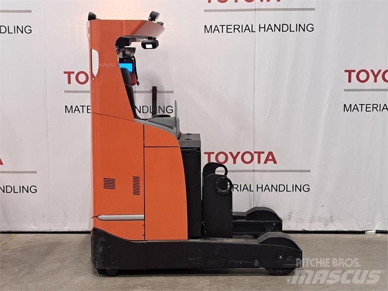 BT RRE200E Reach trucks
