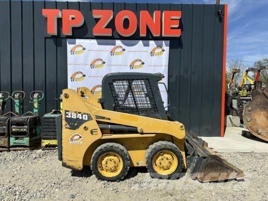 Gehl 3840 Mini loaders