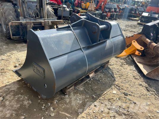  Godet 1M80 - axe 65 mm Buckets