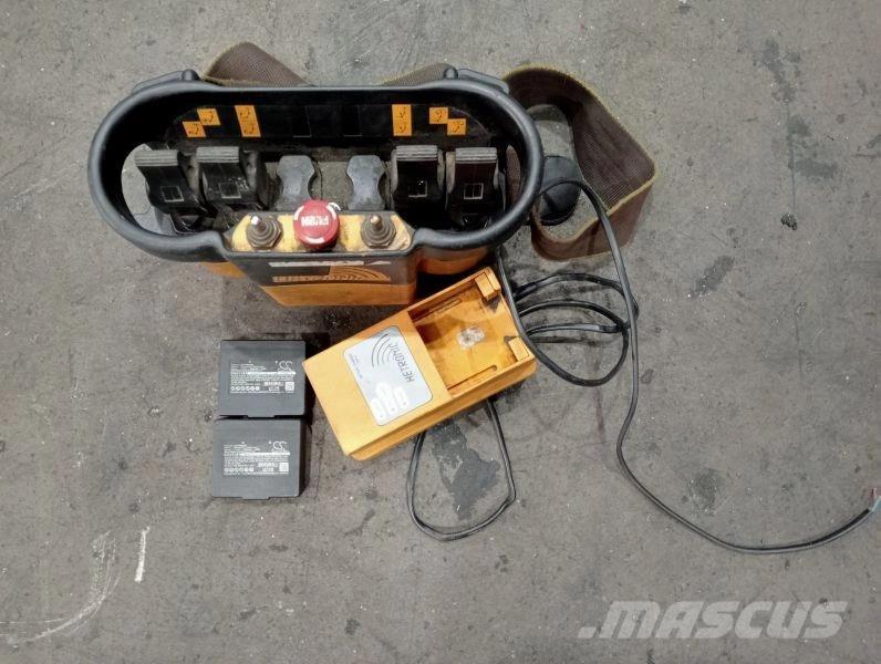 Cormach 28000 E3 Loader cranes