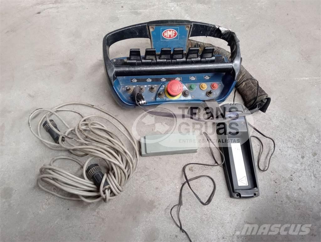 HMF 4220 K4 Loader cranes