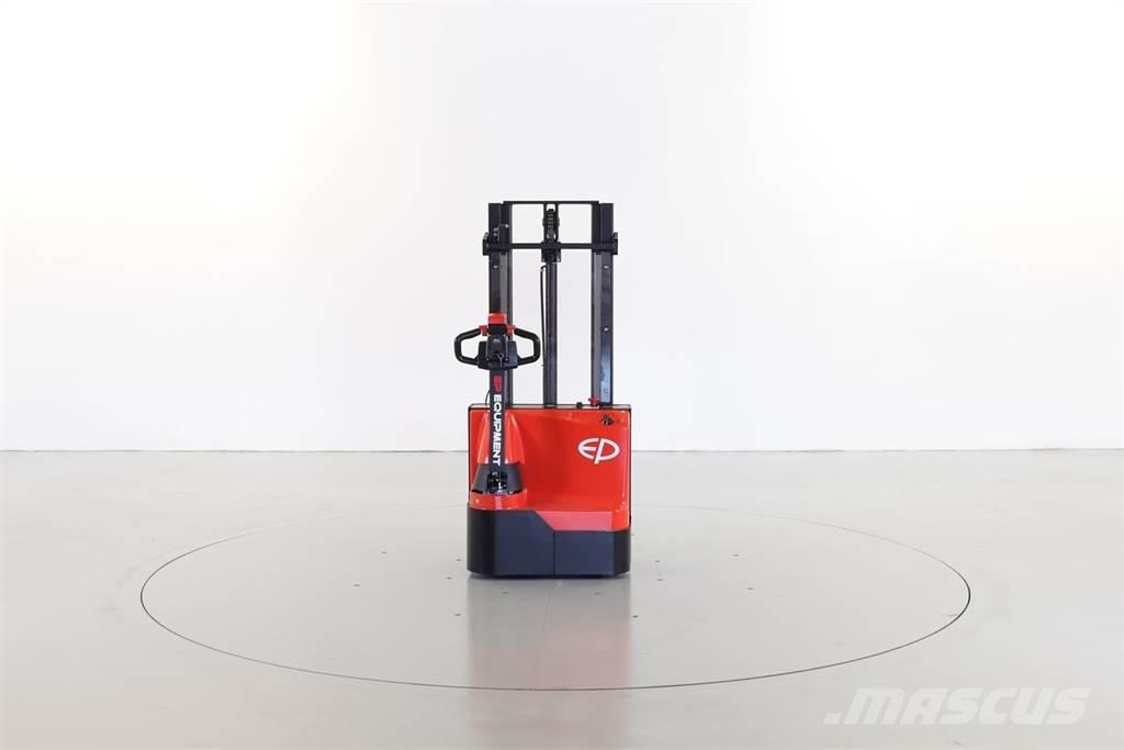 EP ES15-15ES Pedestrian stacker
