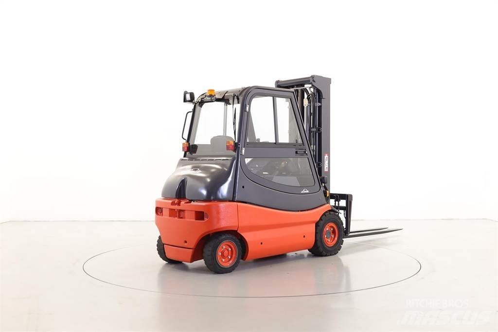 Linde E30-02/336 Electric forklift trucks